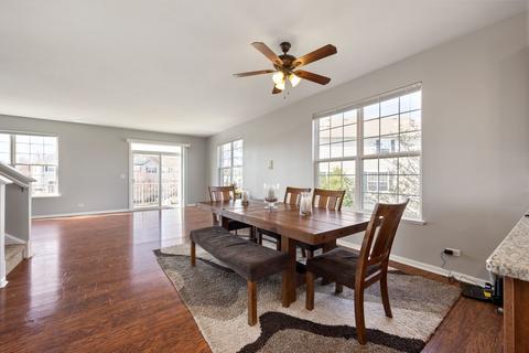 218 Cassidy Ln, Elgin, IL 60124 photo 7