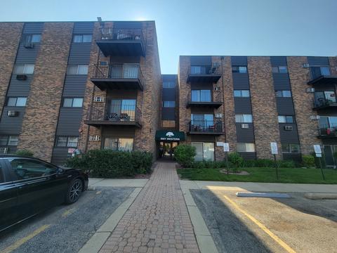 8901 N Western Ave #407, Des Plaines, IL 60016