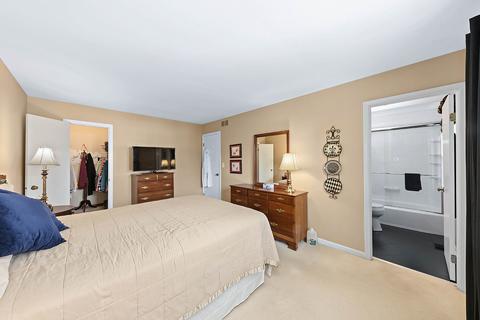 525 Warwick Dr, Naperville, IL 60565 photo 19