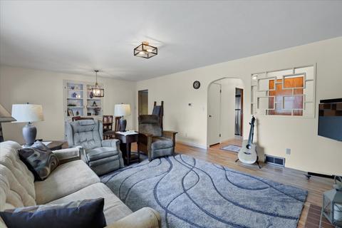 727 E Summer St, Paxton, IL 60957 photo 8