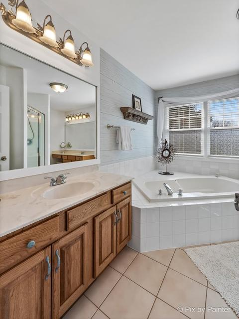 1040 White Pine Dr, Cary, IL 60013 photo 28