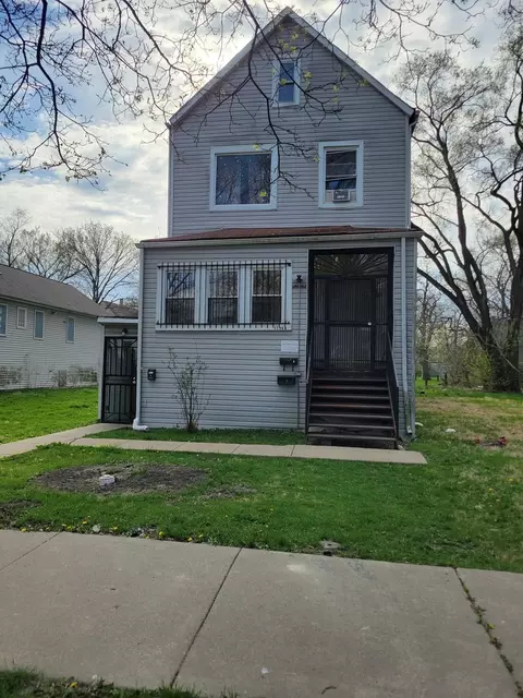 11944 S Prairie Ave, Chicago, IL 60628