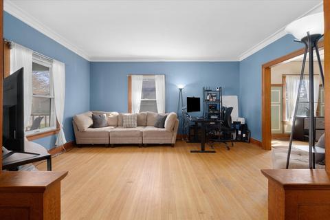 1040 Prospect St, Elgin, IL 60120 photo 5
