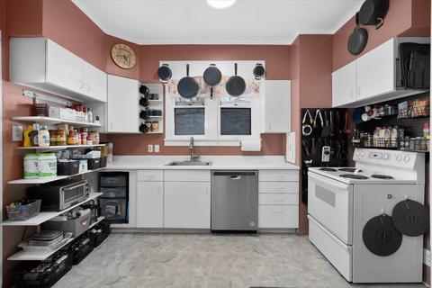 1040 Prospect St, Elgin, IL 60120 photo 10