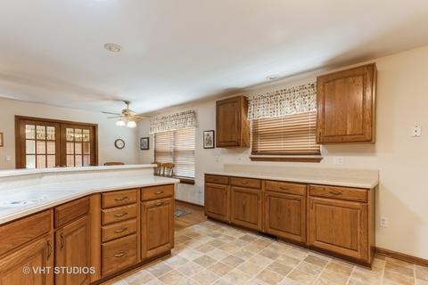 21429 W Larch Ct, Plainfield, IL 60544 photo 9