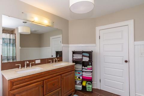 392 Ann St, Elgin, IL 60120 photo 21