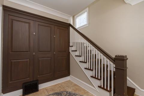 392 Ann St, Elgin, IL 60120 photo 4