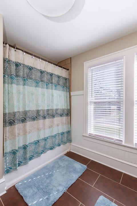 392 Ann St, Elgin, IL 60120 photo 22
