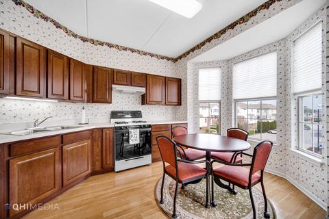 3135 Town Square Dr #207, Rolling Meadows, IL 60008 photo 7