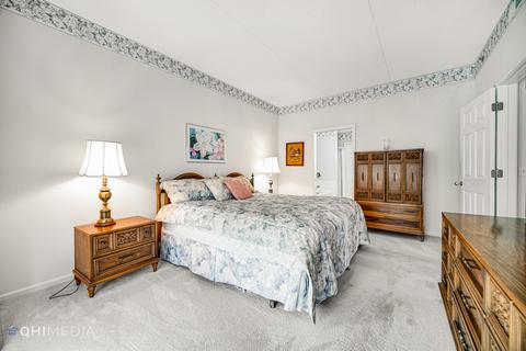 3135 Town Square Dr #207, Rolling Meadows, IL 60008 photo 9