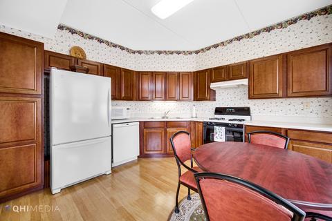 3135 Town Square Dr #207, Rolling Meadows, IL 60008 photo 6