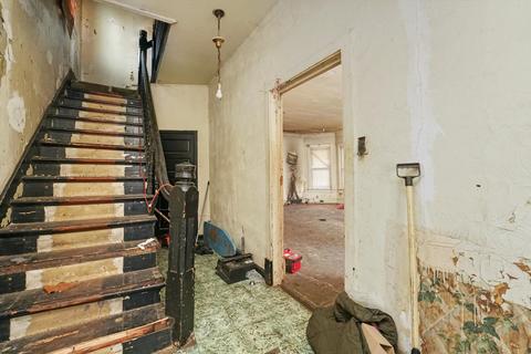 1440 E 65th Pl, Chicago, IL 60637 photo 4