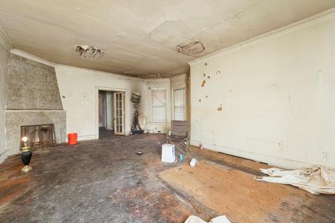 1440 E 65th Pl, Chicago, IL 60637 photo 5