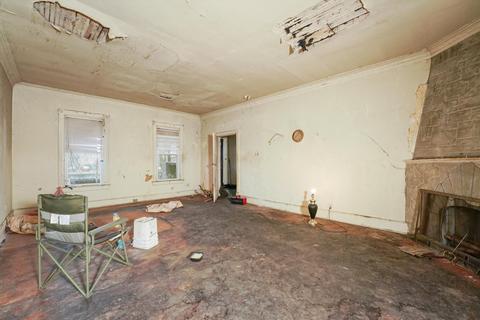 1440 E 65th Pl, Chicago, IL 60637 photo 6