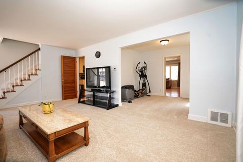 808 S 2nd St, Dekalb, IL 60115 photo 14