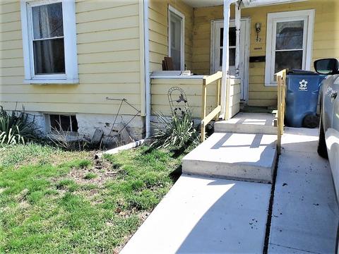 92 Logan Ave, Dixon, IL 61021 photo 2