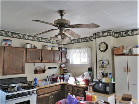 92 Logan Ave, Dixon, IL 61021 photo 4