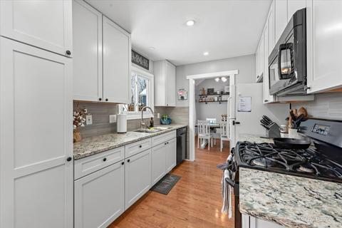 308 S Cross Trl, Mchenry, IL 60050 photo 12