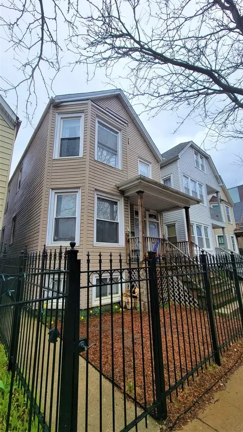 3106 N Central Park Ave, Chicago, IL 60618