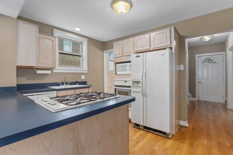 187 W Quincy St, Riverside, IL 60546 photo 10
