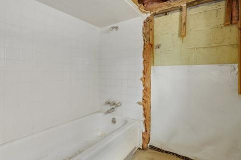 187 W Quincy St, Riverside, IL 60546 photo 32