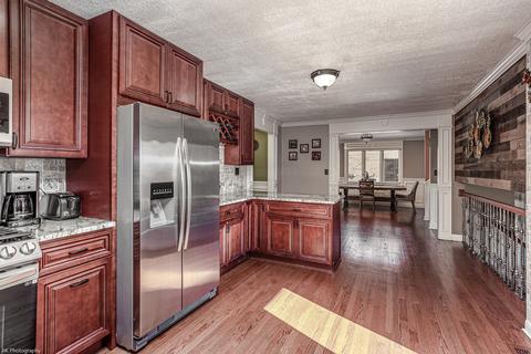 8609 S 78th Ave, Bridgeview, IL 60455 photo 11
