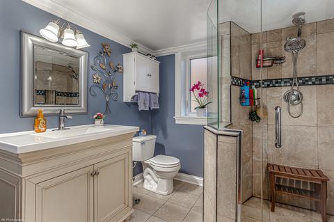 8609 S 78th Ave, Bridgeview, IL 60455 photo 18