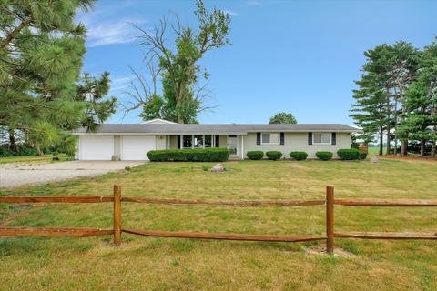 269 County Road 3100, Foosland, IL 61845