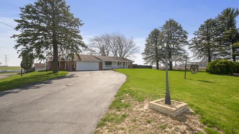 7492 S Mulford Rd, Cherry Valley, IL 61016