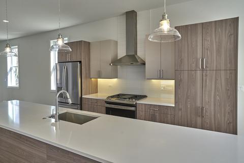 742 E 44th St, Chicago, IL 60653 photo 7