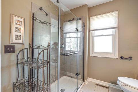 1102 Sumner Cir, Gurnee, IL 60031 photo 17