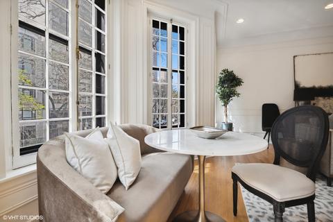 46 E Cedar St, Chicago, IL 60611 photo 9