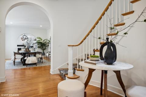 46 E Cedar St, Chicago, IL 60611 photo 11