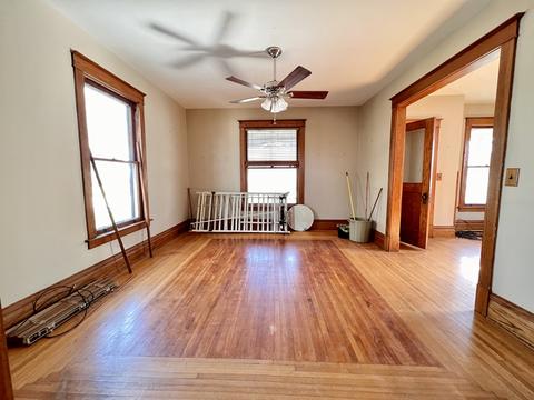 319 W 6th St, Dixon, IL 61021 photo 3