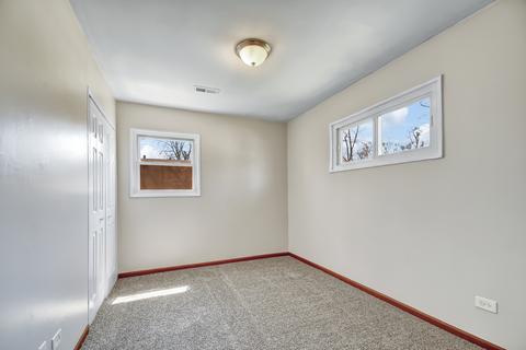 435 Tomahawk St, Park Forest, IL 60466 photo 10