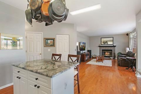 28775 Pilgrims Pass, Lakemoor, IL 60051 photo 11