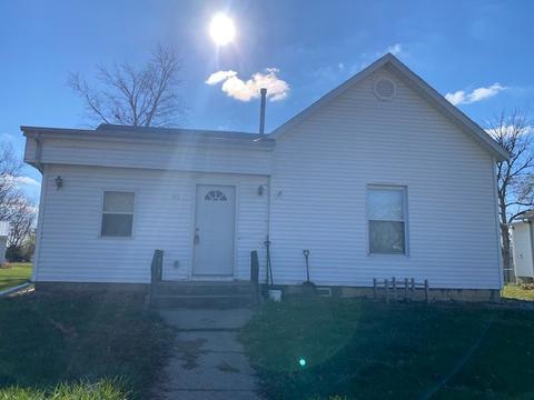 414 E Chester St, Cabery, IL 60919 photo 4