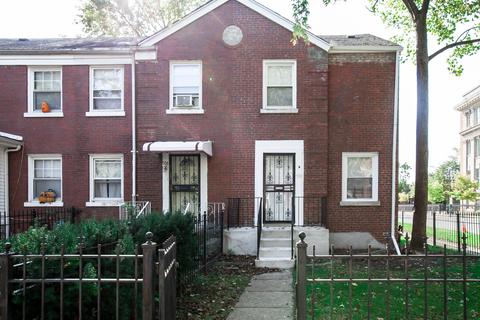 701 E 105th Pl, Chicago, IL 60628 photo 1
