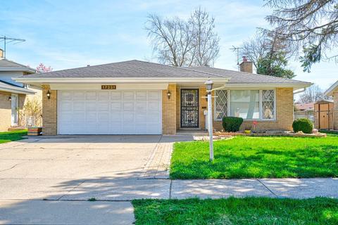 17251 William St, Lansing, IL 60438