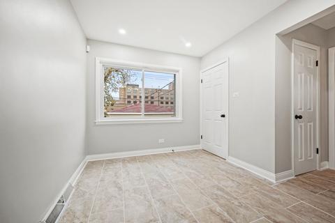 2335 E 92nd St, Chicago, IL 60617 photo 12