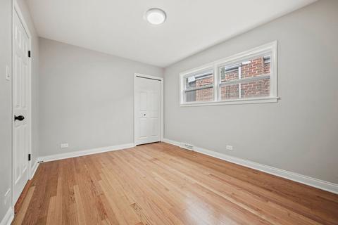 2335 E 92nd St, Chicago, IL 60617 photo 17