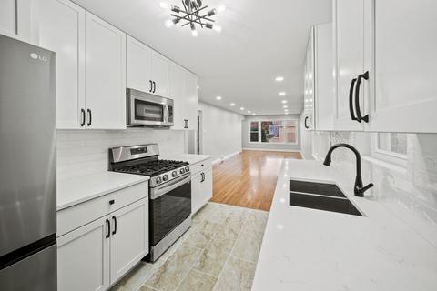 2335 E 92nd St, Chicago, IL 60617 photo 11