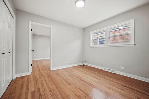 2335 E 92nd St, Chicago, IL 60617 photo 16