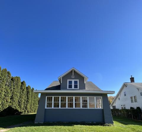 504 Killion Ave, Ashton, IL 61006