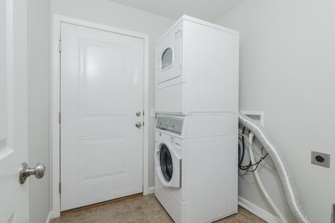 2 Barclay Ct, Bloomington, IL 61705 photo 22