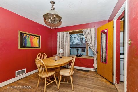 17077 Bulger Ave, Hazel Crest, IL 60429 photo 4