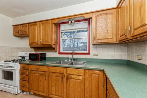 17077 Bulger Ave, Hazel Crest, IL 60429 photo 6