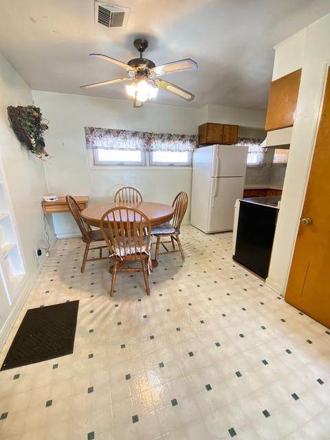 122 Douglas Ave, Dixon, IL 61021 photo 7