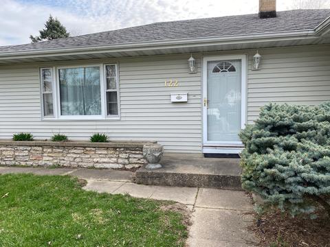 122 Douglas Ave, Dixon, IL 61021 photo 2