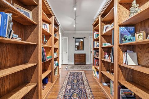 5555 S Everett Ave #D-4, Chicago, IL 60637 photo 3